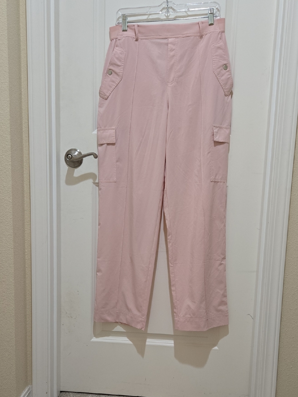 Athleta Light Weight Straight-Leg Cargo Pants